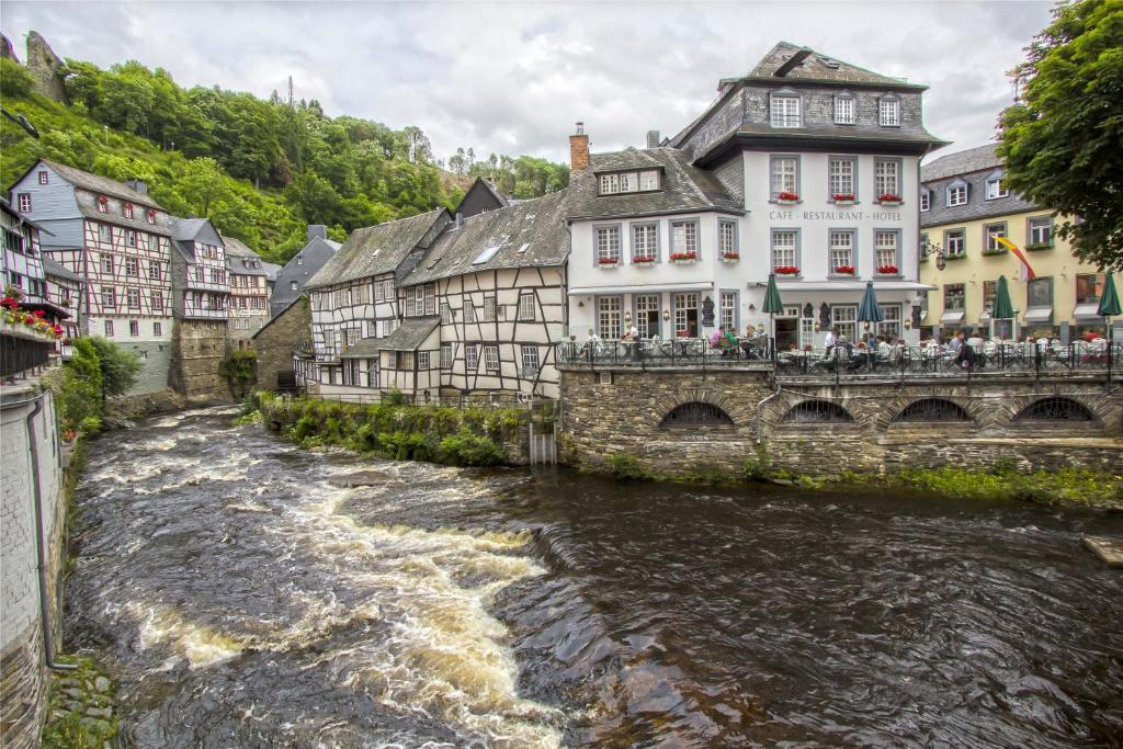 Hotel De Lange Man Monschau Eifel Экстерьер фото